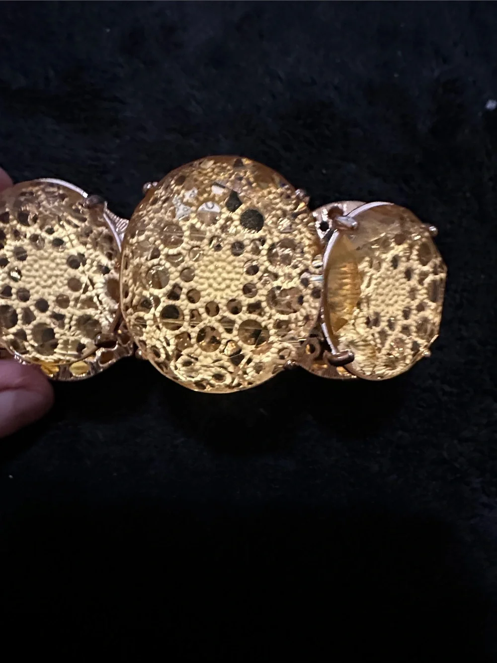 Unbranded elegant gold
